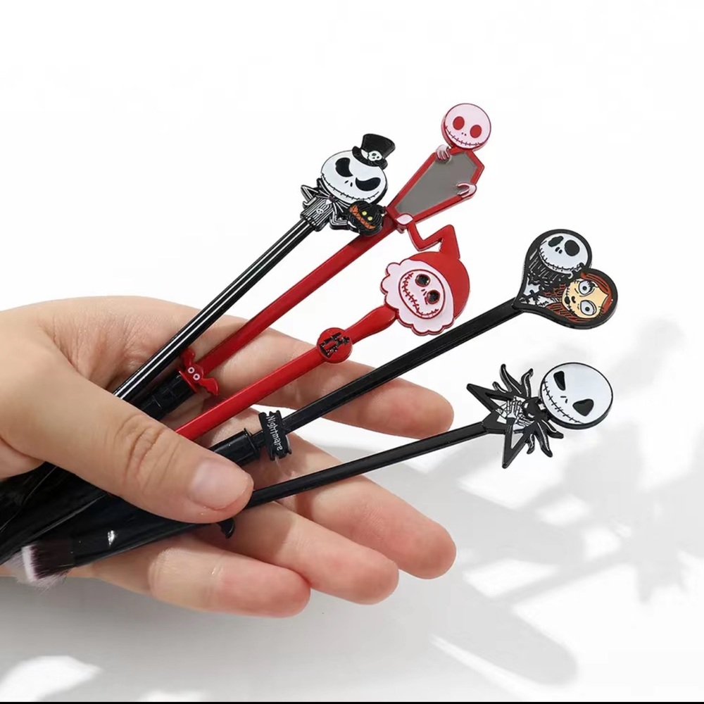 The Nightmare Before Christmas Makeup Brushes 5pcs Christmas Makeup Brush Set